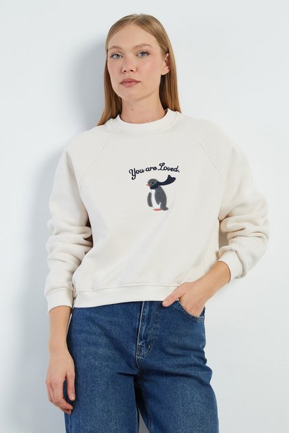 3 Thread Penguin Embroidered Crop Sweatshirt