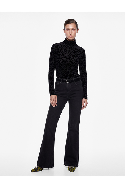 Semi-Sheer High-Neck Velvet Leopard Print Long-Sleeved Tulle T-Shirt
