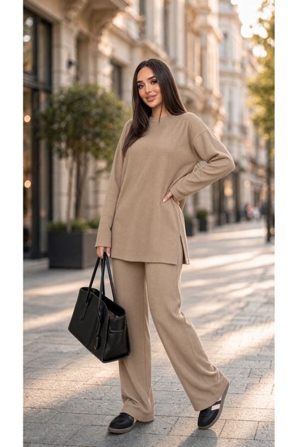 Set casual pentru femei, top și pantaloni, din bumbac, cu croială confortabilă