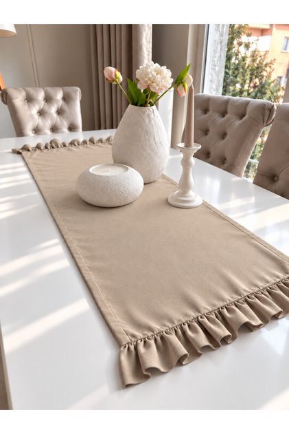 İnci Vintage Velvet Textured Stain-Resistant Ruffled Beige Runner