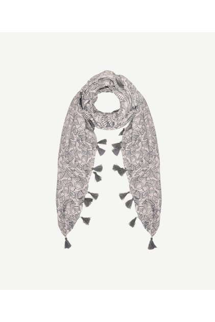 Tassel Detailed Shawl
