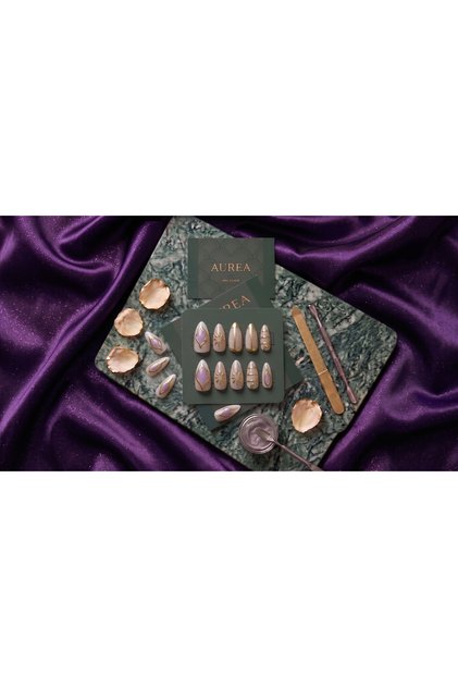 Gold Lila Tırnak