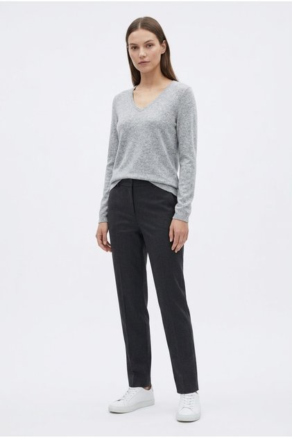 Women's Gray V-Neck Slim Knitwear Blouse