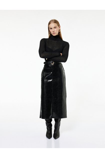 Women Black Crock-Textured Skirt
