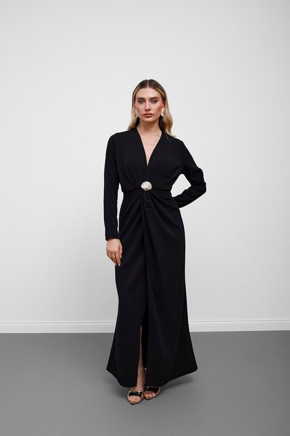 Black Oyster Accessory V-Neck Long Sleeve Dress