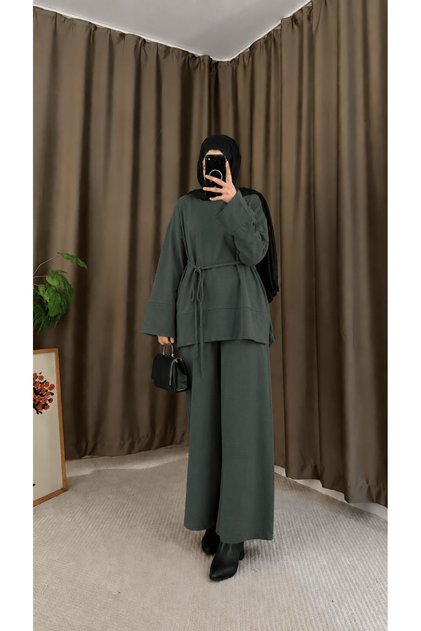 Crew Neck Slit Detailed Pant Suit - 4236 - Khaki
