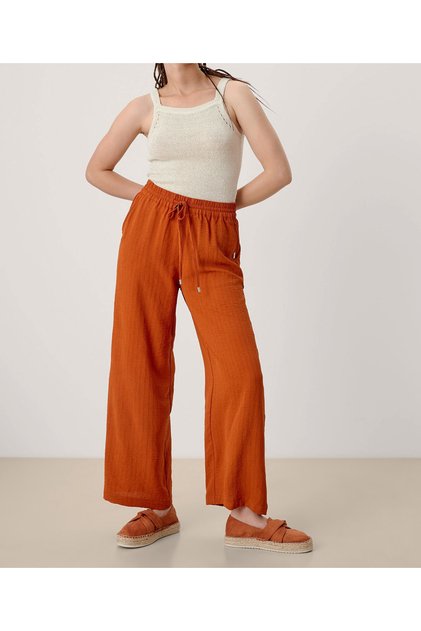 Pantaloni, caramiziu