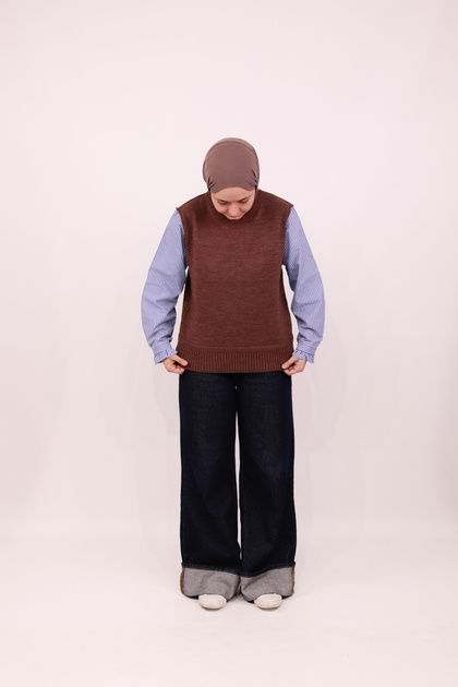 36036 Women's Sweater with Detailed Shirt Design