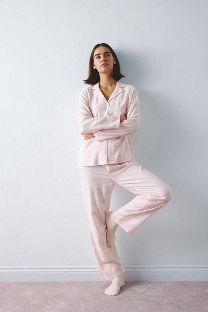 Regular Fit Plaid Long Sleeve Button-Down Top and Elastic Waist Pajama Set H9778Ax26Au