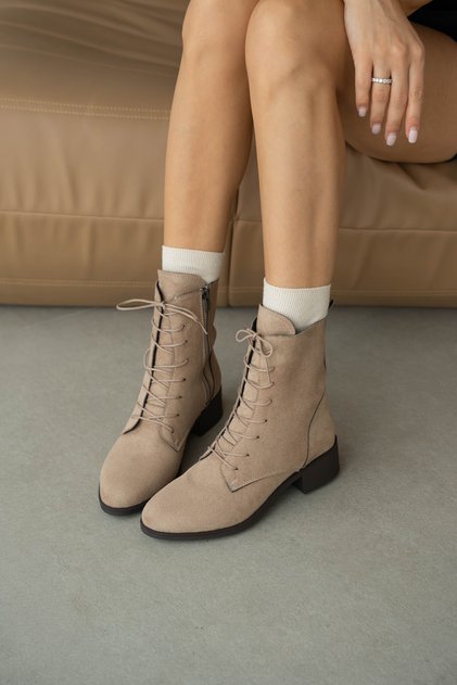 Belvi Lace-Up Round-Toe Women's Boots - Vizon Suede