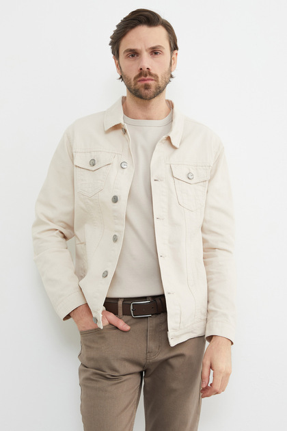 Buttoned Pocket Denim Jacket