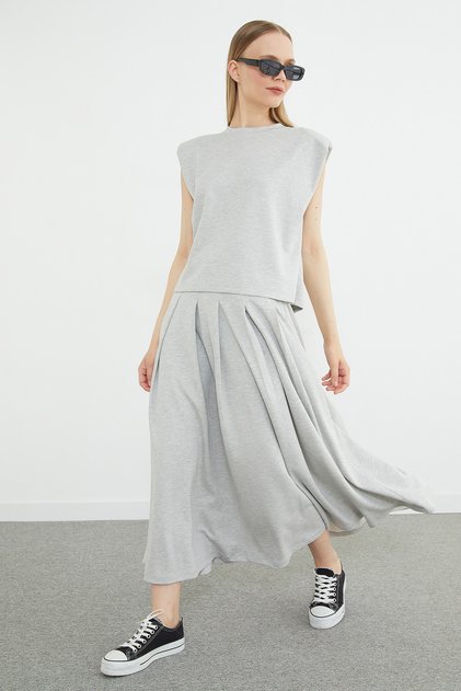 Shoulder Padded Skirt Pleated Modal 2-Piece Set