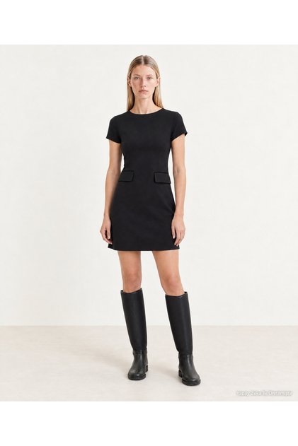 Slim Fit Boat Neck Short Sleeve Dress