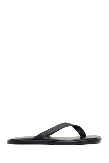 Women's Black Leather Flip-Flops 26Sfd550718