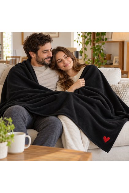 Nakışlı Siyah Anti Piling Polar Tv Battaniyesi