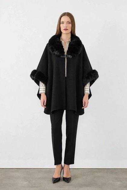 Fur Detailed Poncho - Black