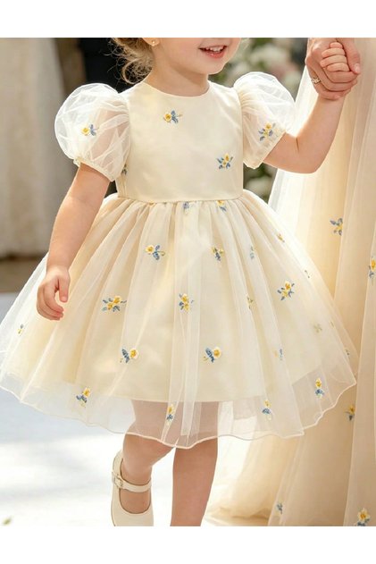Rochie, Crem