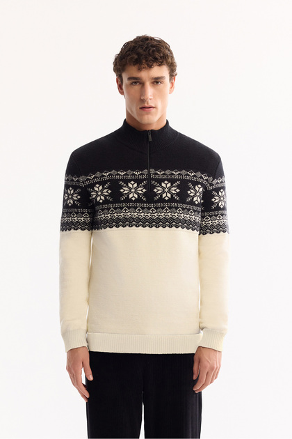Men's Black Stand Collar Zippered Soft Touch Patterned Knitwear Regular Fit Sweater A52Y5073