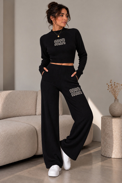 Women's Sporty and Stylish Comfortable Two-Piece Knit Set