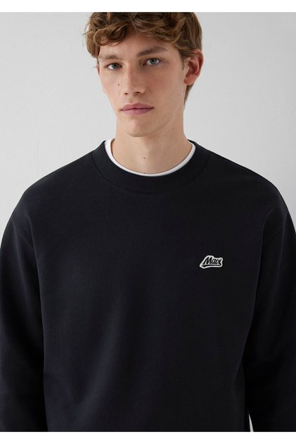 M0S10611 Patch Embroidered Men's Sweatshirt Black