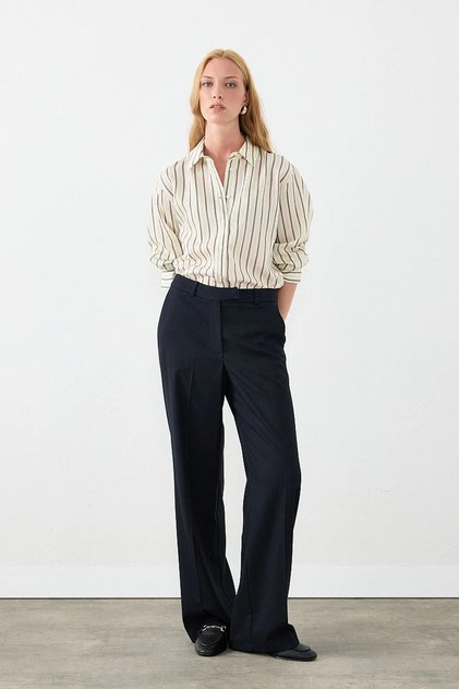Wide Leg Pants with Belt Detail Navy Blue