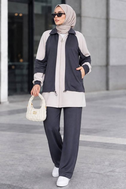 Oysho Anthracite Modest Two-Piece Set with Contrasting Colors and Zip Detail, 10430ANT