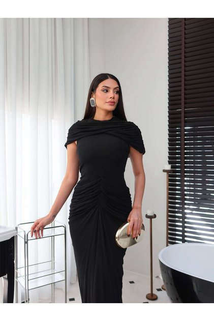 Waist-Fitted Maxi Tulle Dress with Cape