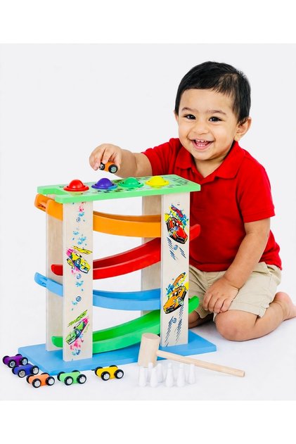 Wooden Racing Car Ramp Toy - 4-Level Car Ramp Racer with 6 Mini Cars & Hammer Peg Game - Montessori Educational Toy for Toddlers 3+
