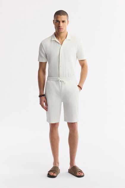 Men's Ecru Elastic Waist Lace-Up Cotton Knitted Regular Fit Shorts A51Y3617
