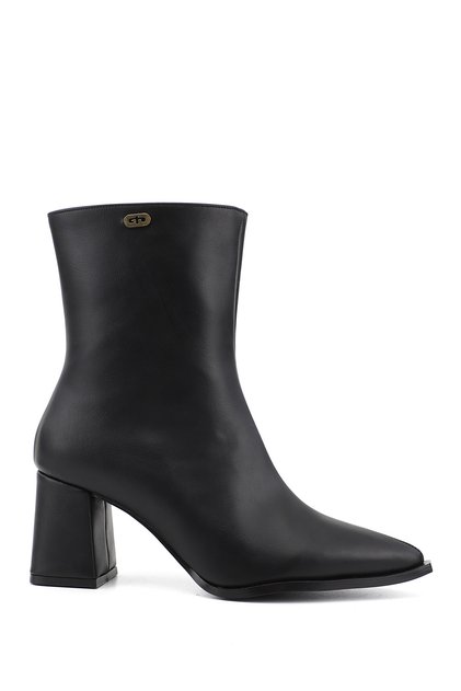 Women's Black Zippered Thick Heeled Boots