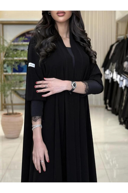 عباية قماش كريب فاخر مع دانتيل مع طرحه مزينه بادتيل مع طقطق مخفي ER