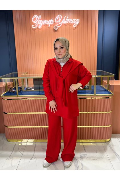 Red Quq Set with Shoulder Shawl