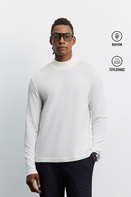 Erkek Ekru Yarım Balıkçı Yaka Rayon Tüylenmeyen Basic Regular Fit Triko Kazak B005151