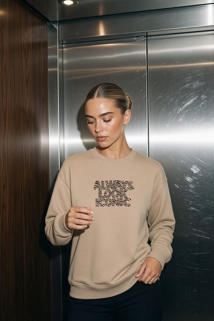 Women's Beige Zebra Pattern Printed Oversize Sweatshirt