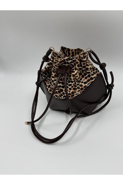 Lucia Model Adjustable Knot-Strap Bucket Bag