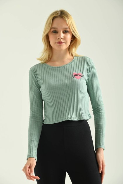 Mint Embroidery Detailed Camisole Knitted Blouse