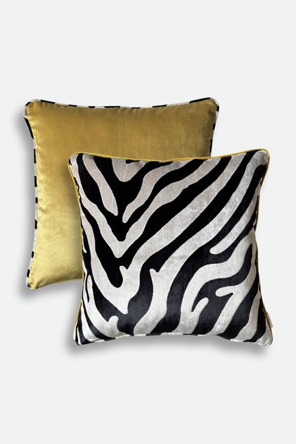 Zebra Patterned Throw Pillow Cover Velvet 50*50 cm Set of 2 Woven Fabric Pillows