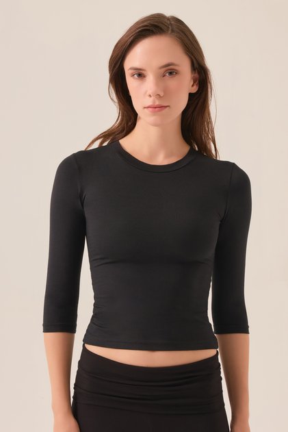 Black Fitted Short-Sleeved Blouse (Half-Sleeve)