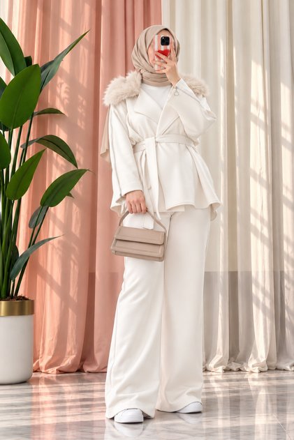 Fur-Trimmed Scuba Set with Zip Detail