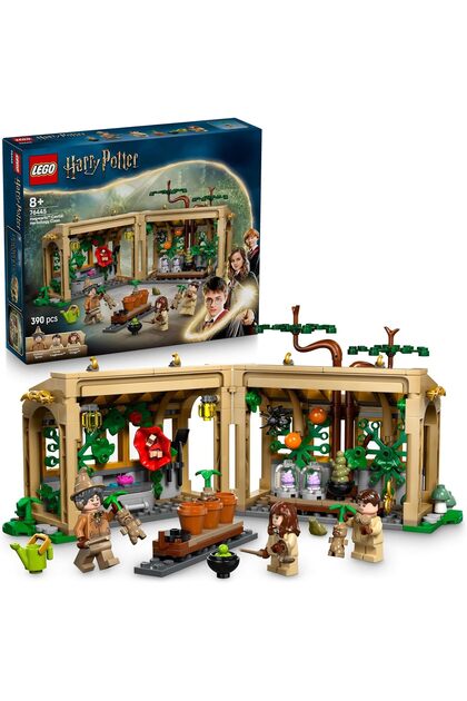 Harry Potter Hogwarts Castle: Herbology Class 76445