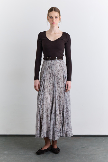 Wide Piece Patterned Skirt with Polka Dots