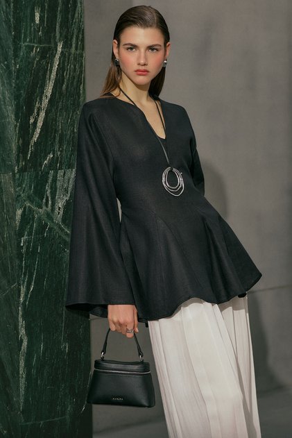100% Linen Volume Tunic Black