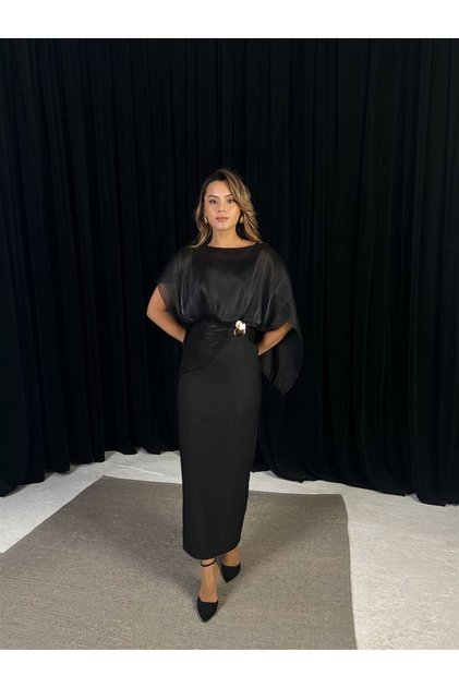 BATWING SLEEVE, DRAPED PEN DRESS