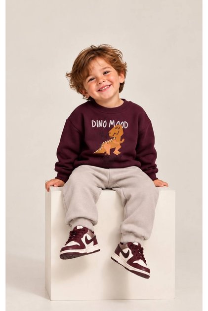 Oversized Dino-Printed Sweatshirt with a Simit Collar / 3-Strand Drawstring Sweatsuit with Elastic Waistband