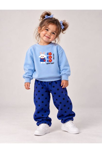 Oversized Rabbit-Print Sweatshirt with a Simit Collar / Polka Dot-Print Wide-Leg Sweatpants—3-String Brushed Inside Drawstring Set