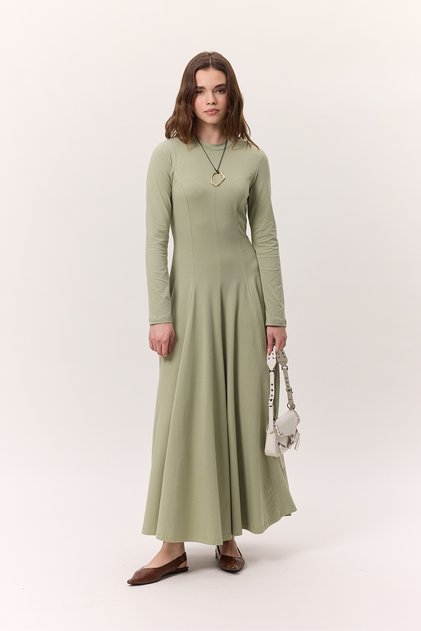 Langärmliges Kleid mit Bündchen in Grün