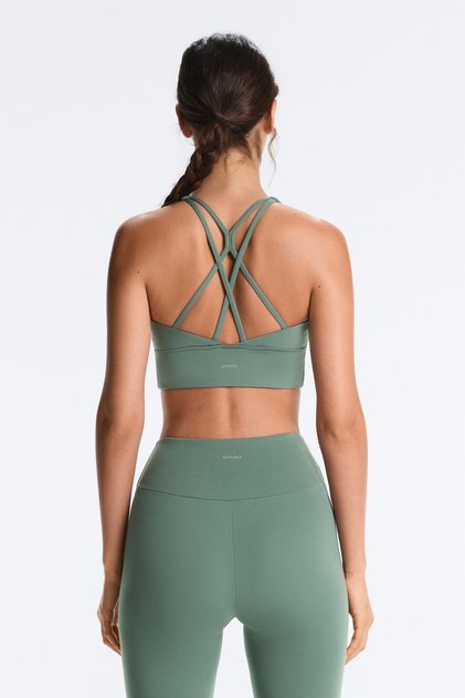 Medium-support Comfortlux sports bra with cups