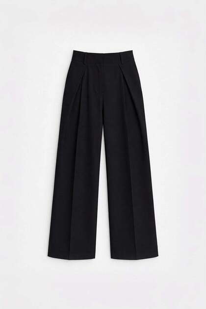 Black Pleated Women's Trousers