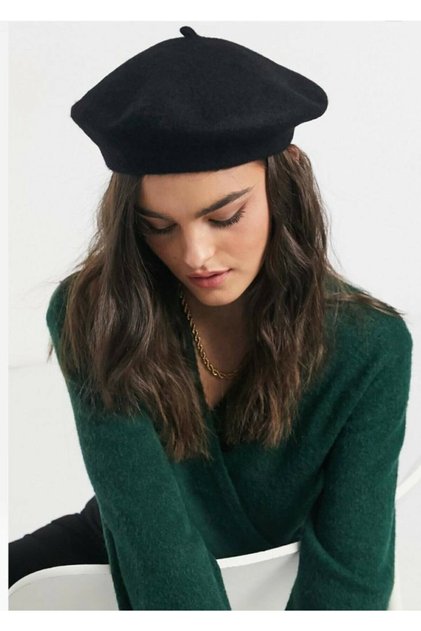 French Painter Black Felt Beret