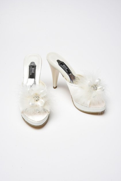 Women's White Furry Bridal Slippers